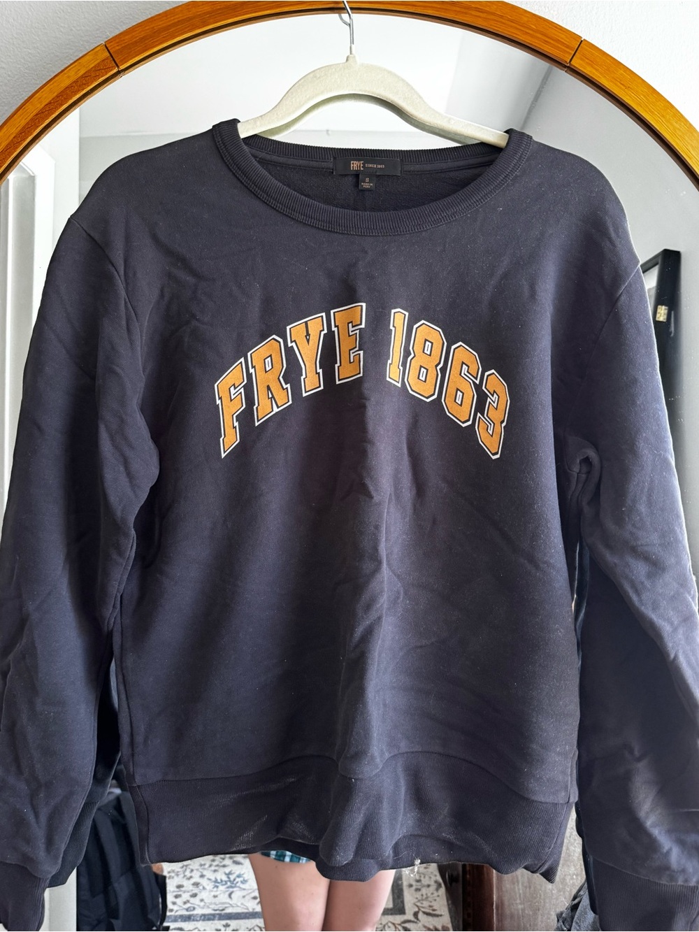 FRYE 1863 Women's Black Logo Sweatshirt